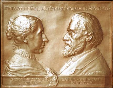 bronzen portret van Barend en Betje
